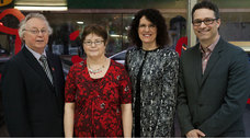 Dr Roger Cadieux, Ghislaine Provost, Lynne McVey et Pierre Landry